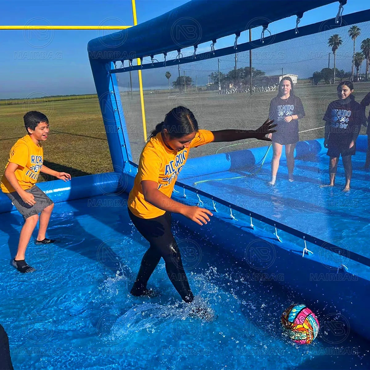 2026 inflatable Beach Volleyball Court Pool Water Play Giant Inflatable Water Volleyball Field with Air Pumpwoniu